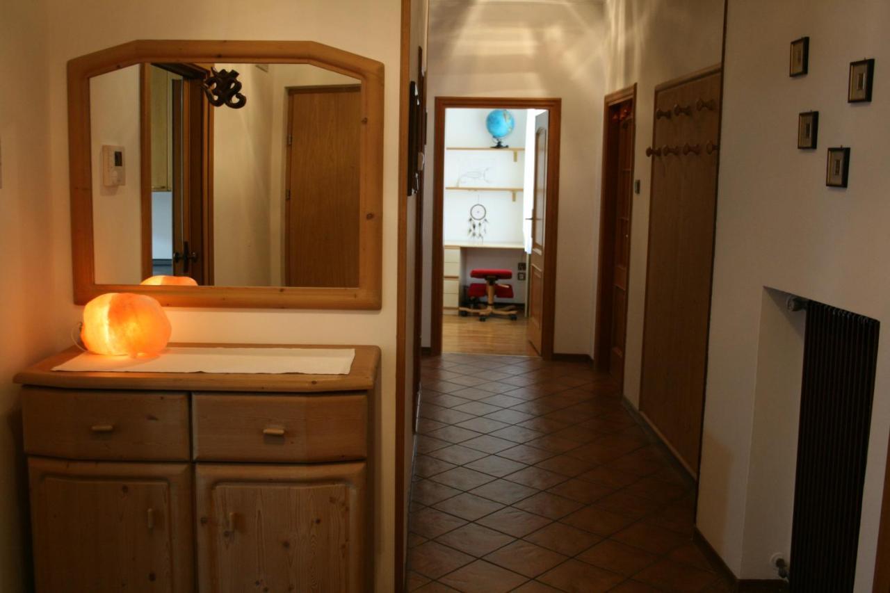 Le Stanze Di Saraswati Hotel Salorno Bagian luar foto